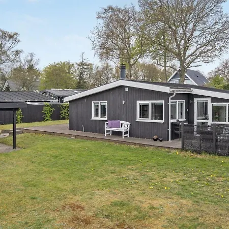 Aarto - 250m From The Sea In Ne Jutland By Interhome